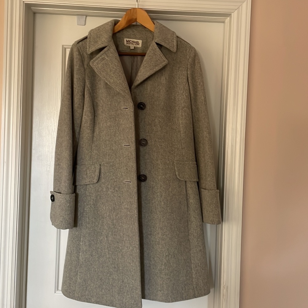 ๐Michael Kors: Wool Coat(Size 6)๐ - Picture 3 of 6
